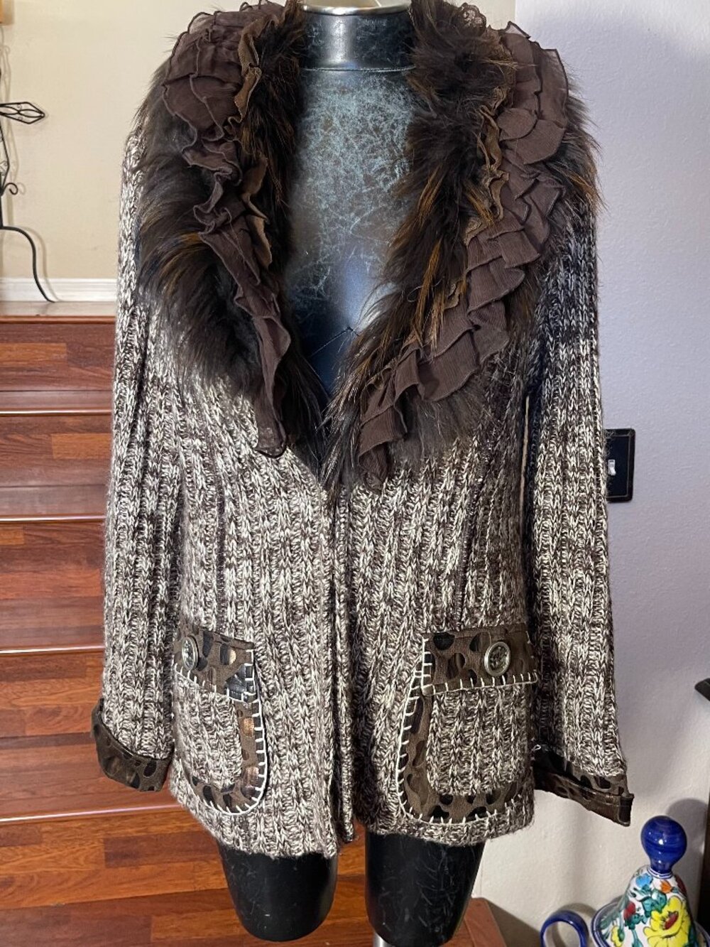 Gaby & Eden Women's Brown Tan Sweater Cardigan w/ Raccoon Fur Lined Sz L Pockets